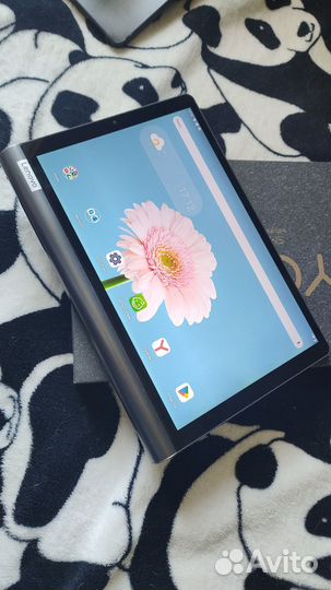 Планшет Lenovo YT-X705F