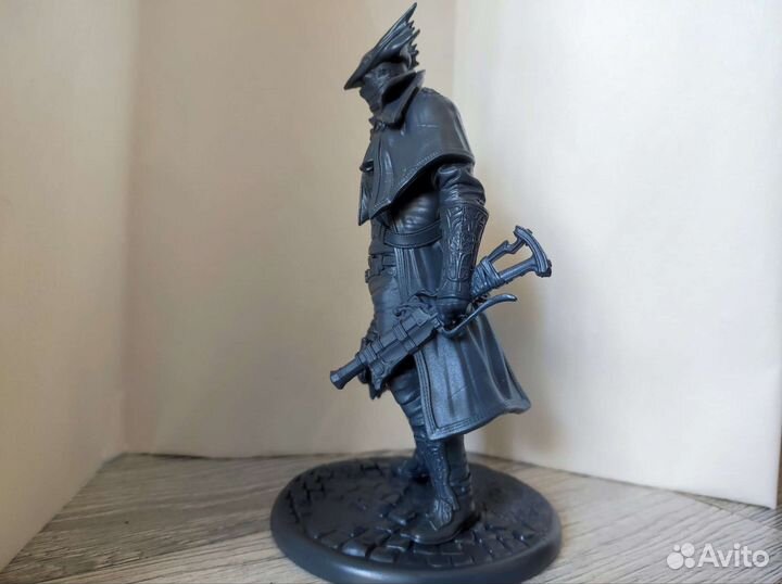 Фигурка Охотника