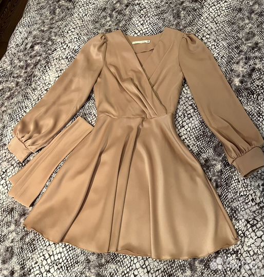 Платье вечерние