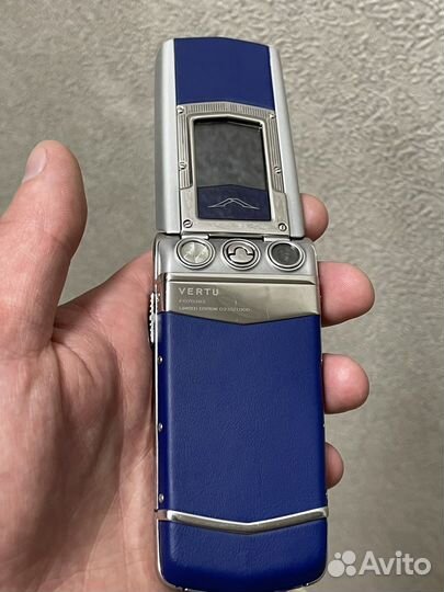Vertu Constellation Ayxta Sapphire Limit Edition