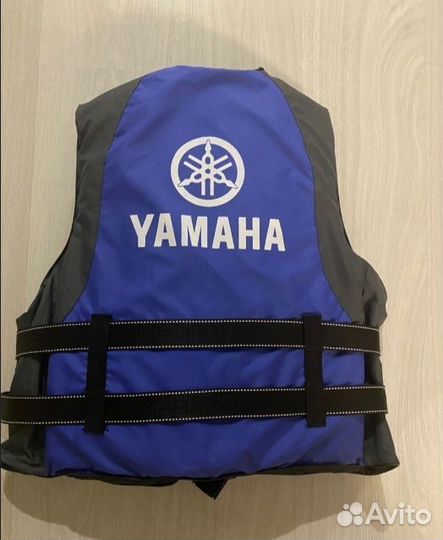 Жилет спасательный в наличии, жилет страховочный