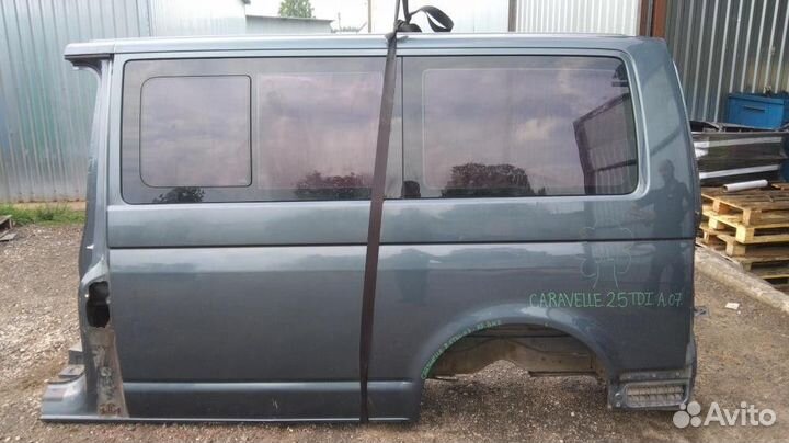 Transporter T5 Caravelle Четверть крыло заднее