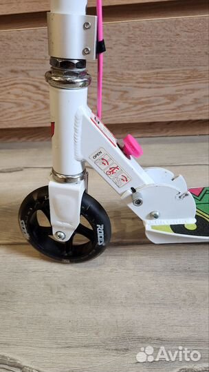 Самокат детский двухколесный Roces