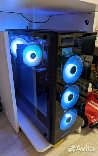 Intel i5 11400f (6 ядер 12 пот.) 16 Gb Ram 256 SSD