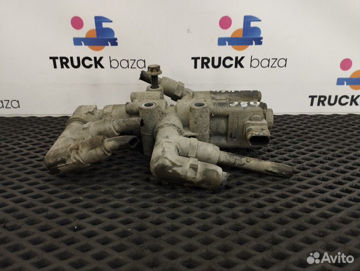 2158373 Клапан ускорительный