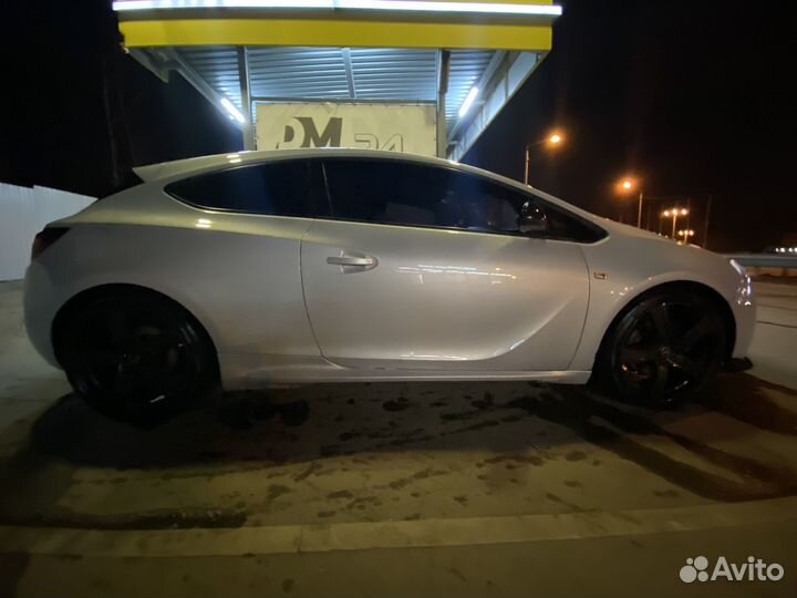 Opel Astra GTC 1.4 МТ, 2011, 151 000 км
