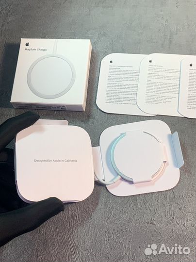 Беспроводная зарядка MagSafe для iPhone