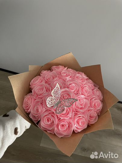 Букет из атласных роз