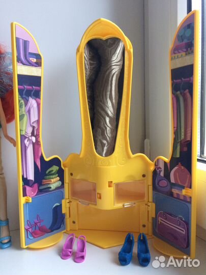 Игровой набор кукла Winx с троном