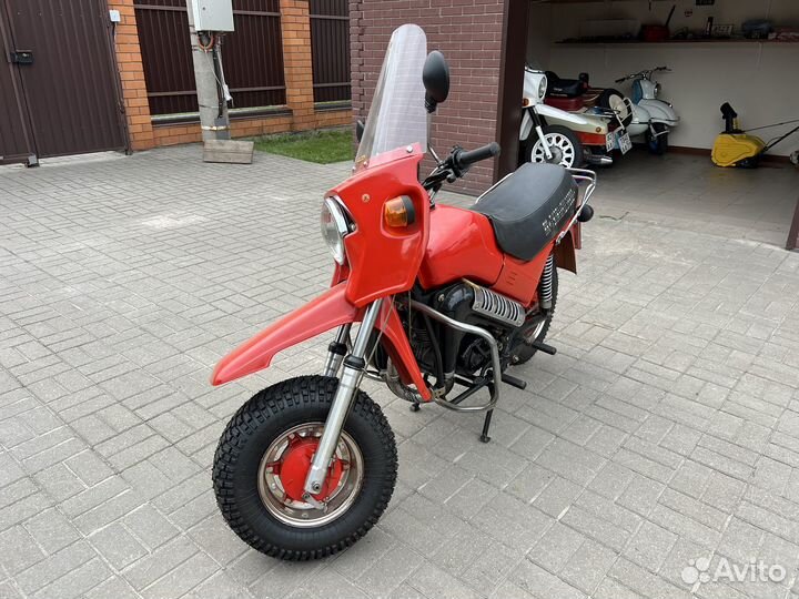 Обменяю коллекцию ретро мотороллеров и мотоколяску