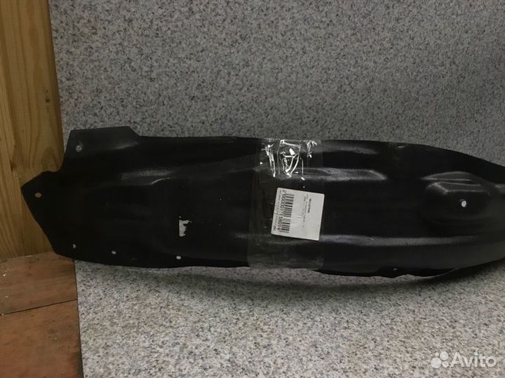 Подкрылок передний правый Mitsubishi Lancer 10