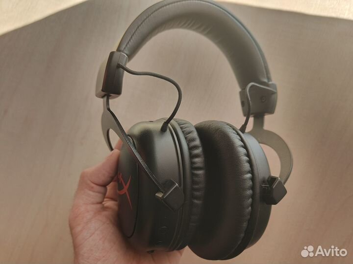 Беспроводные наушники HyperX Cloud Core Wireless