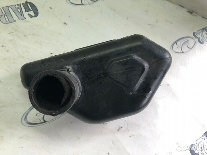 Резонатор воздушного фильтра Toyota noah