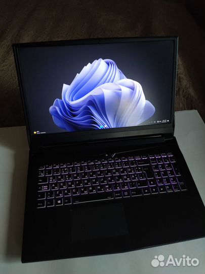 Clevo N960KR i7-10700 + RTX 3070 озу 32Gb