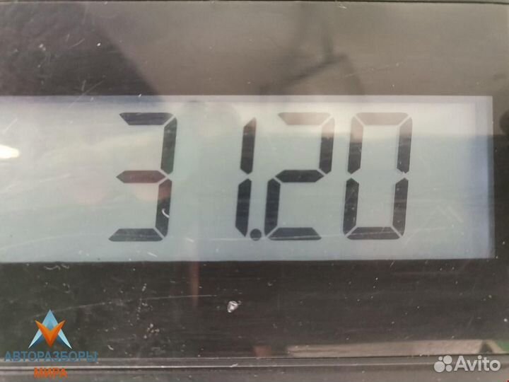 Обшивка двери передняя правая Peugeot 1007 2005