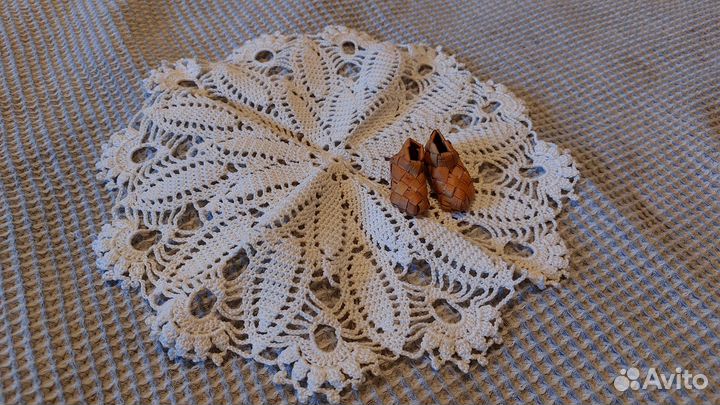 Салфеточка кружевная, платок вязаные крючком