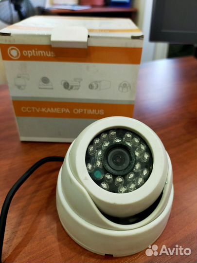 Камера видеонаблюдения купольная