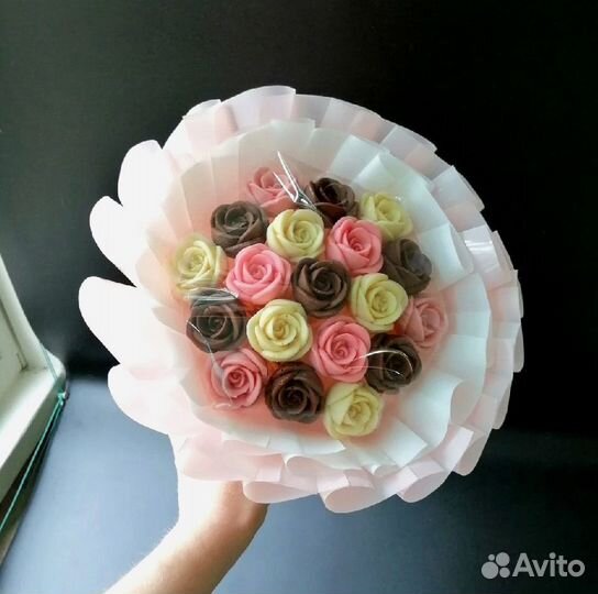 В Наличии. Съедобные букеты из 19 Шоколадных роз