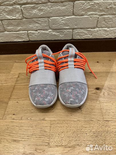 Кроссовки under armour