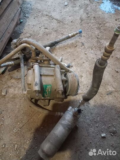 Компрессор и радиатор нива