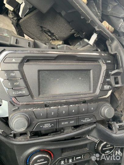 Штатная магнитола Kia Rio 3