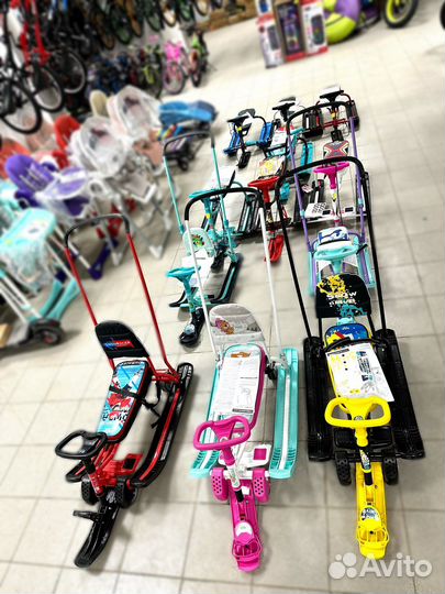 Детский снегокат новый