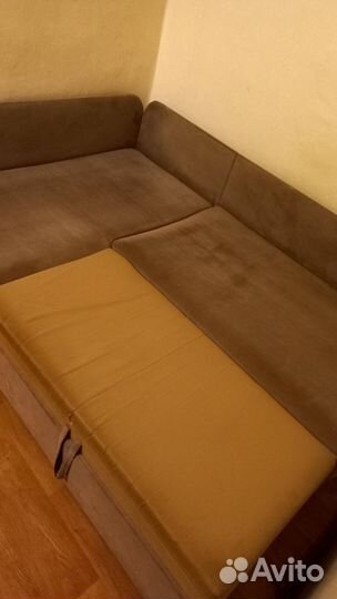 Диван угловой
