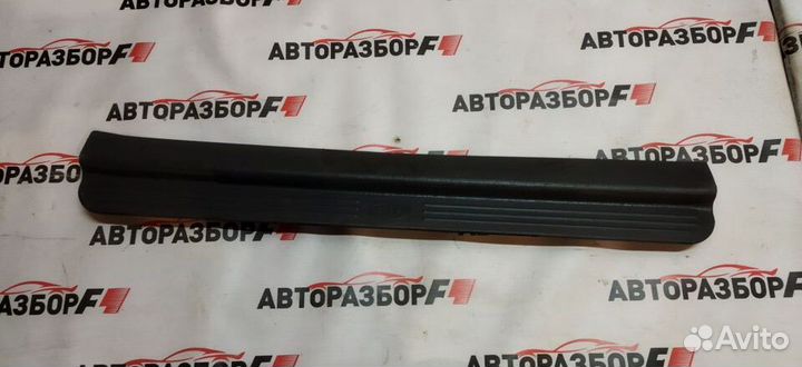 Kia Spectra Накладка порога передняя правая