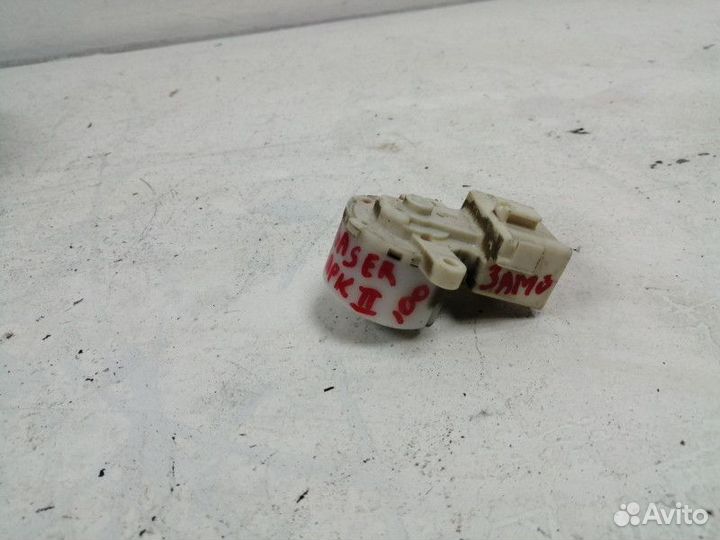 Группа контактная замка зажигания Toyota Mark 2 8