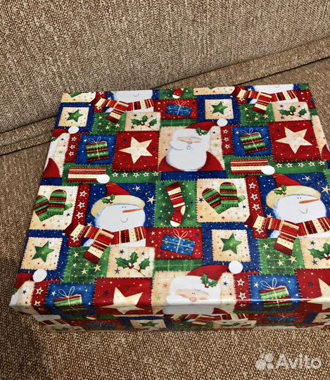 Коробка подарочная новогодняя