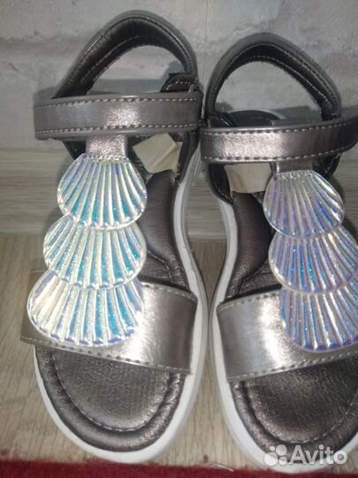 Сандалии для девочки