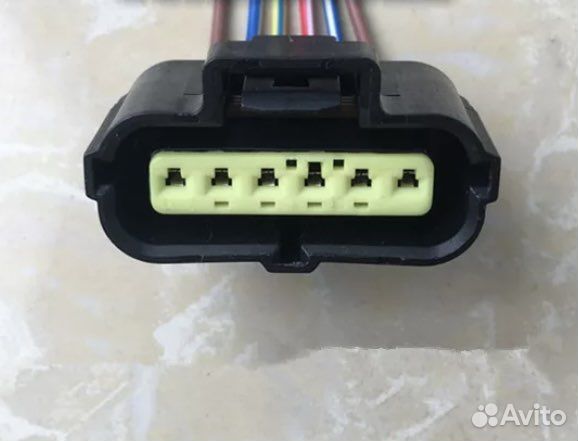 Форд, Мазда. Разъем бензонасоса