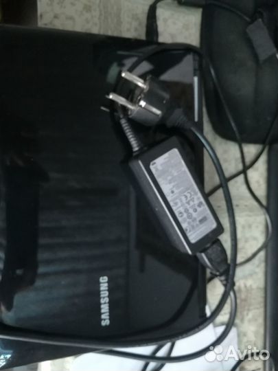 Нетбук Samsung N150 Plus (акб новый)