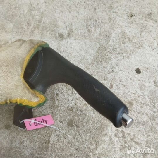 Ручка ручника Geely Emgrand EC7