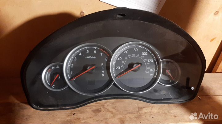 Панель приборов Subaru Outback