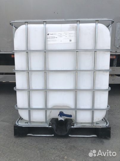 Еврокуб на металлическом поддоне, помытый, чистый