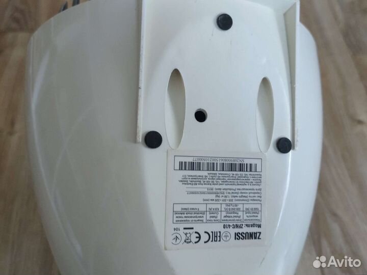 Тепловентилятор Zanussi. Обогреватель