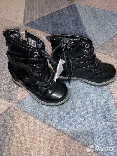 Ботинки детские 24 размер новые