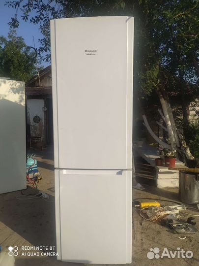 Холодильник hotpoint ariston бу