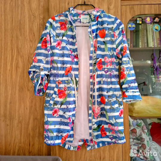 Ветровка для девочки