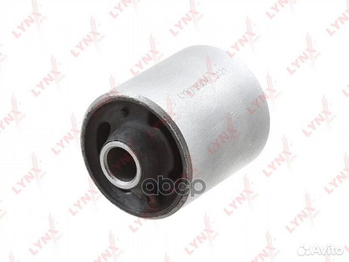 Сайлентблок рычага подвески зад прав/лев B8