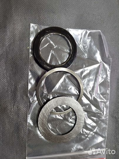 Подшипник упорный с пружинным кольцом и шайбой Dp0