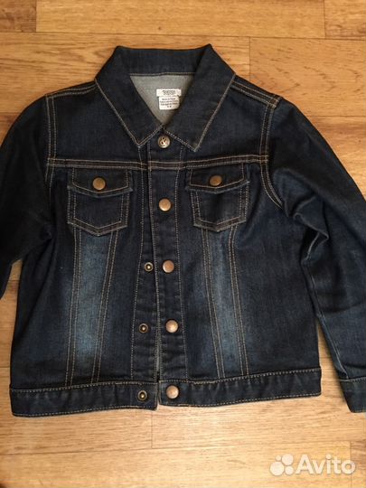 Джинсовые комбинезон и куртка