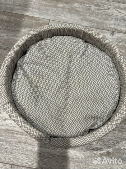 Лежанка для кошек