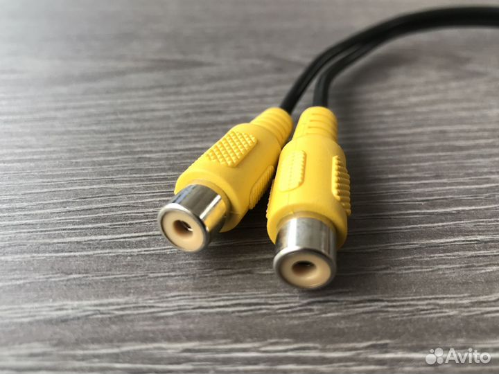 Видеоадаптер с магнитолы на внешний монитор