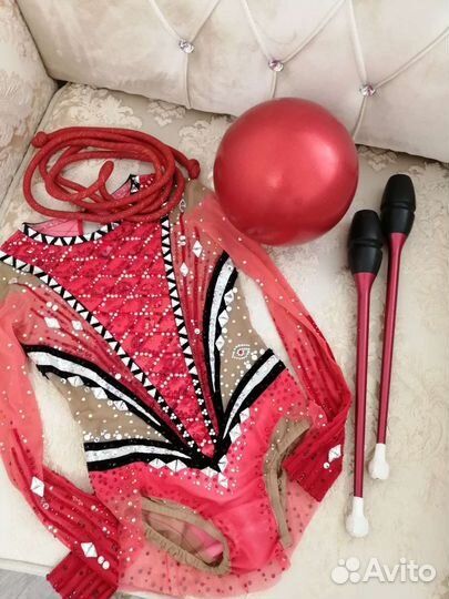 Гимнастический купальник для выступлений