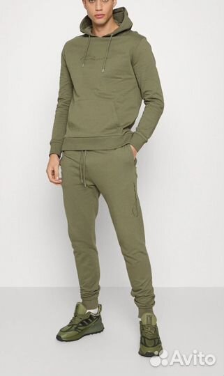 Спортивный Костюм closure London раз L и М