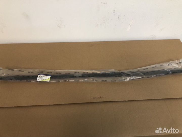 7983134010 Молдинг крыши задний (прав.)