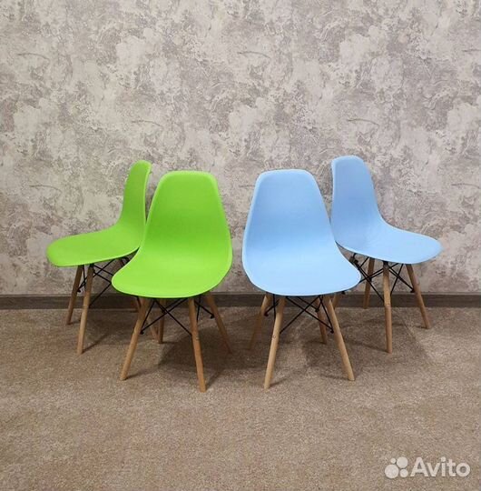 Стул кухонный Eames в наличии