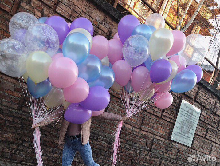 Розы и Воздушные шары Подарочная комбинация